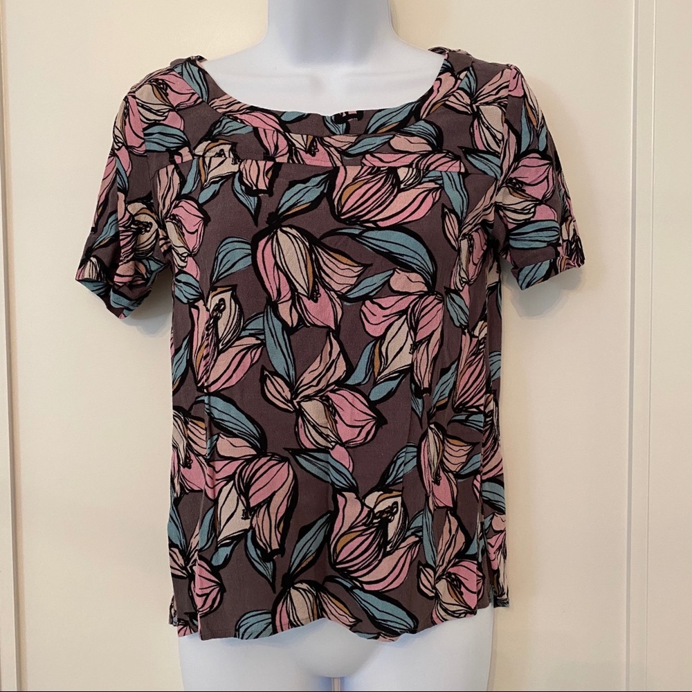 Loft Grey patterned top